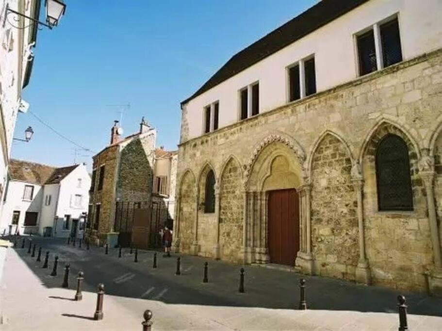 Petite Maison De Ville Au Calme قلعة بري-كومت-روبير المظهر الخارجي الصورة